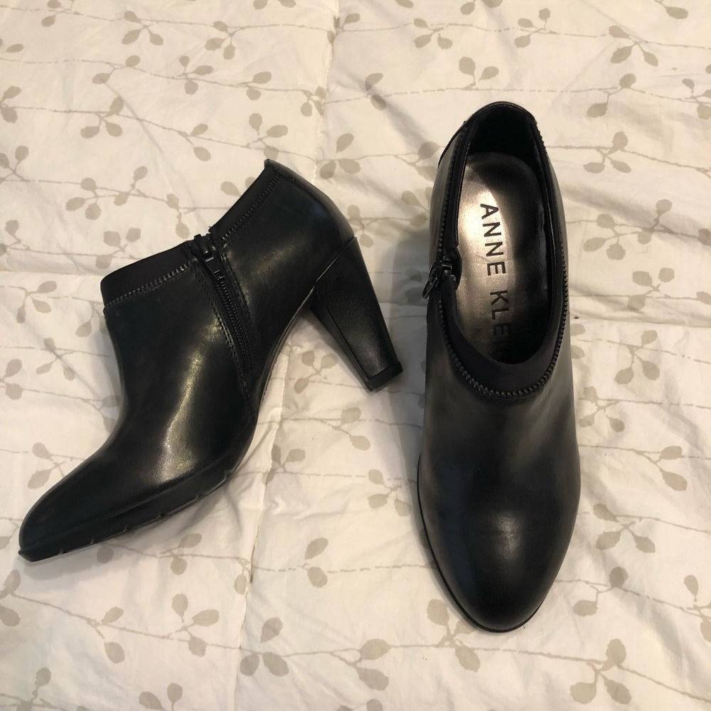 Ankle booties. Ann Klein. NWOB
